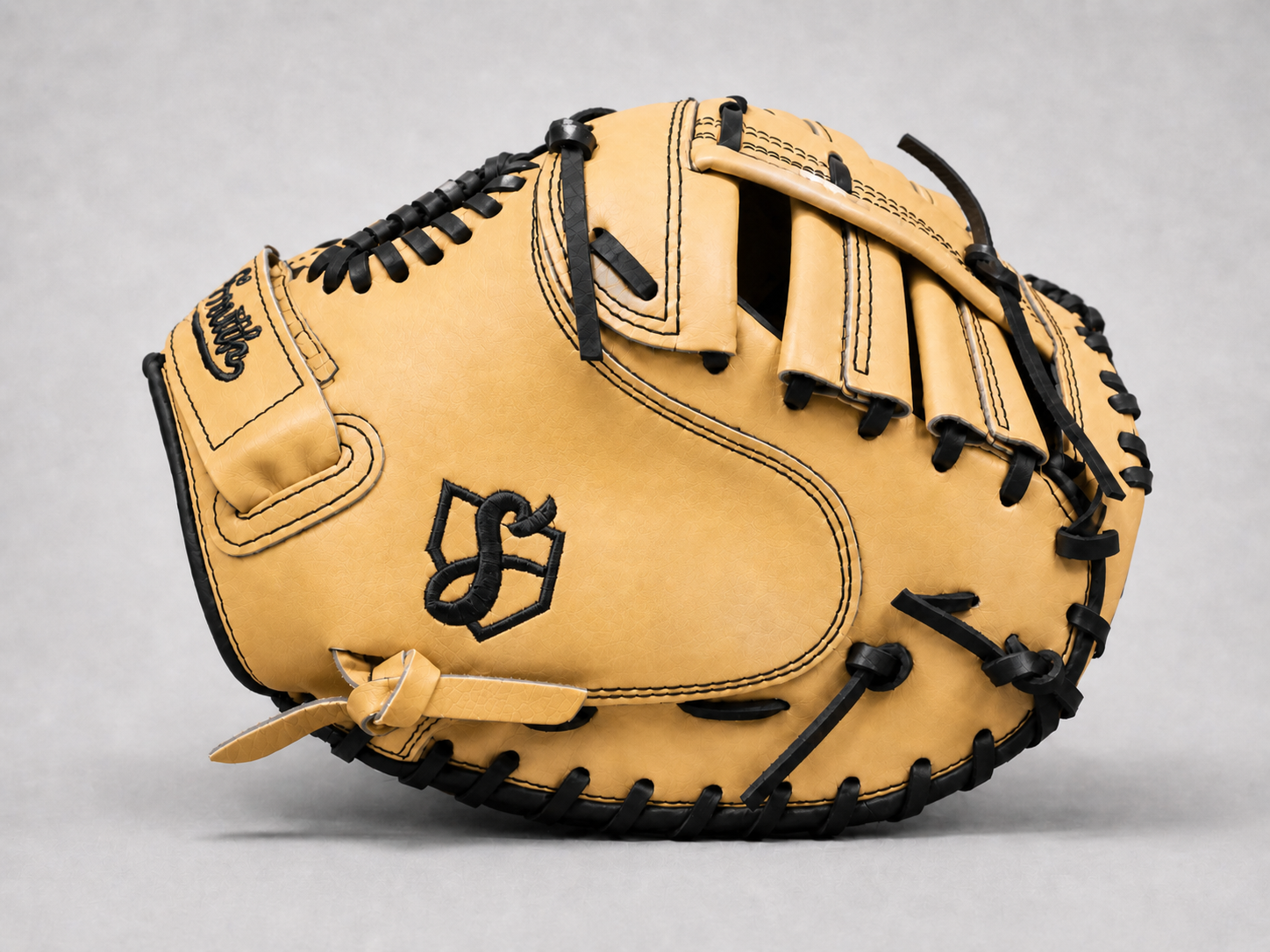 Smith SBCM-Blonde Black (Softball Catchers Glove)