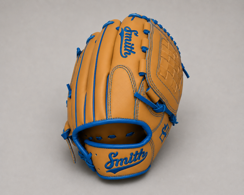 Smith FGBW-Traditional Tan n Blue Baseball and Softball Glove